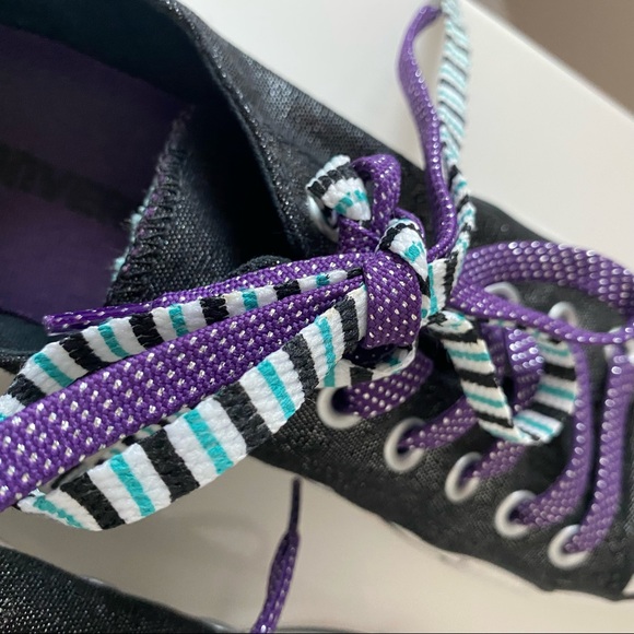 Black Converse Sneakers with metallic black finish and two sets of laces - Picture 8 of 16